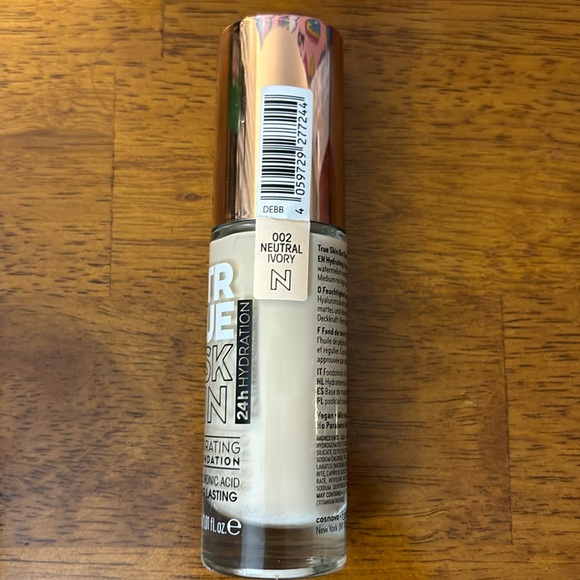 Catrice True Skin Hydrating Foundation 002 Neutral Ivory - Picture 2 of 8